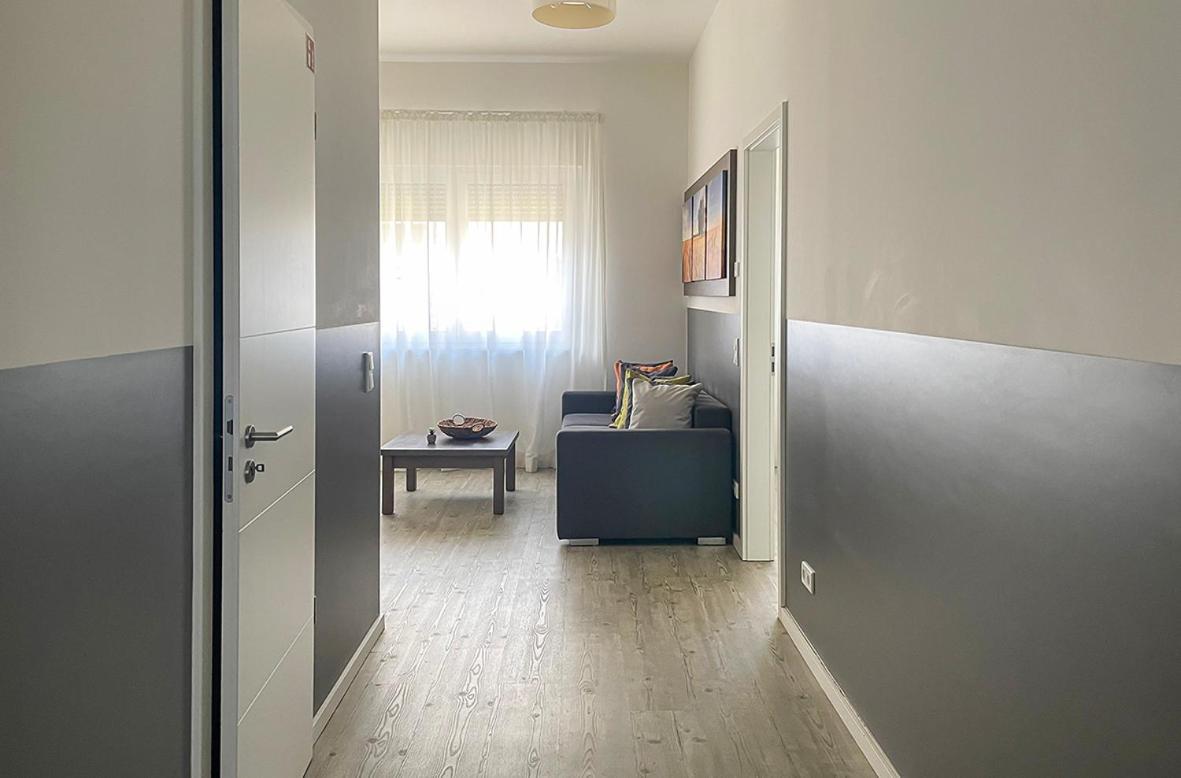 Prima Inn Ferienwohnungen Seetor Residenz นอยรุพพิน ภายนอก รูปภาพ