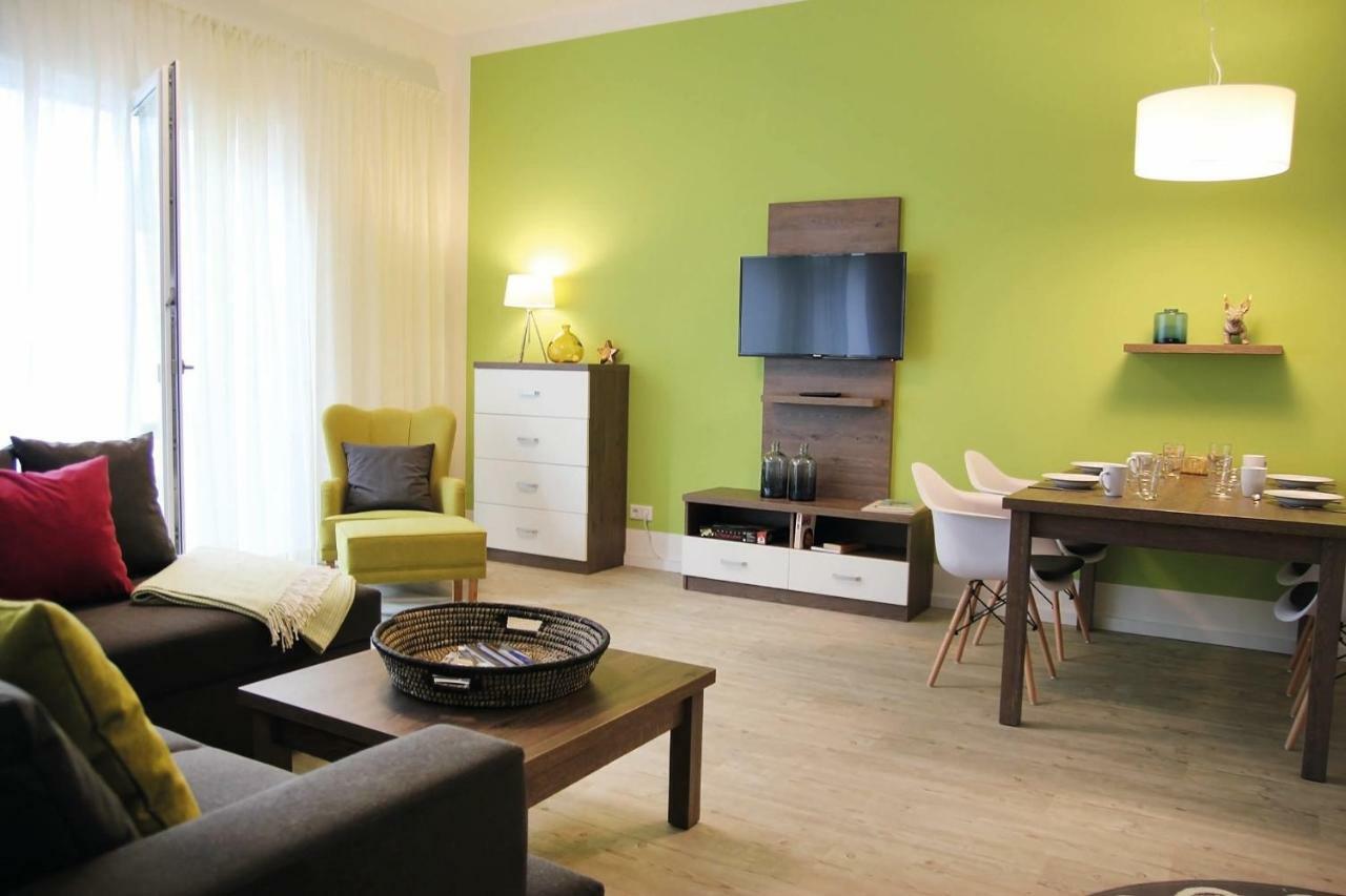 Prima Inn Ferienwohnungen Seetor Residenz นอยรุพพิน ภายนอก รูปภาพ